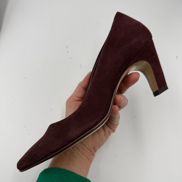 NEW Everlane Mahogany Brown Suede The Banana Pump Heel in Size 7 - Picture 8 of 13